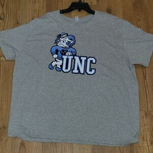 UNC Mascot Graphic Tee - Gray